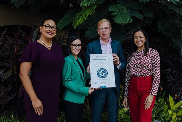 El Aeropuerto de Aruba se convierte en el primer Aeropuerto del mundo en recibir la certificación Green&nbsp;Globe