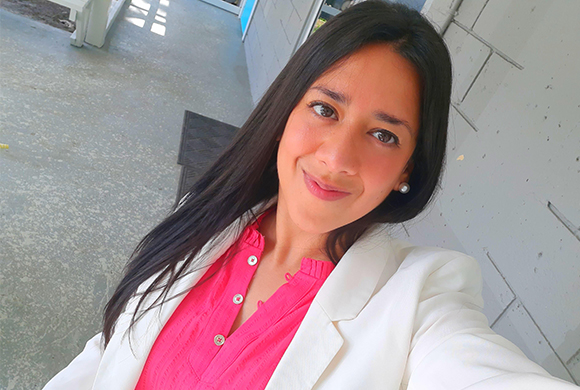 Quedó cesante en pandemia, pero emprendió con éxito en la industria salmonera: Katherine Vio, dueña de Mechas del&nbsp;Sur