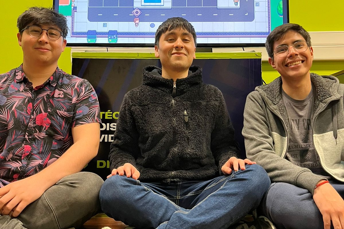 Estudiantes desarrollan videojuego que ayuda a futuros estudiantes a elegir su carrera.