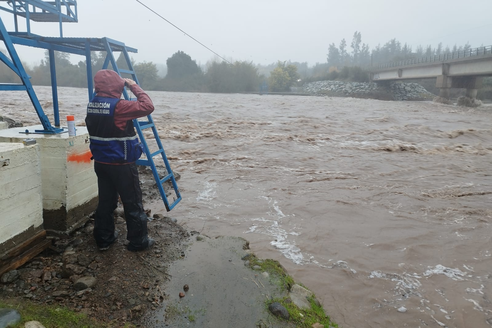 UC apoyará la elaboración del Plan Nacional de Adaptación al Cambio Climático de Recursos Hídricos que ejecuta el MOP.