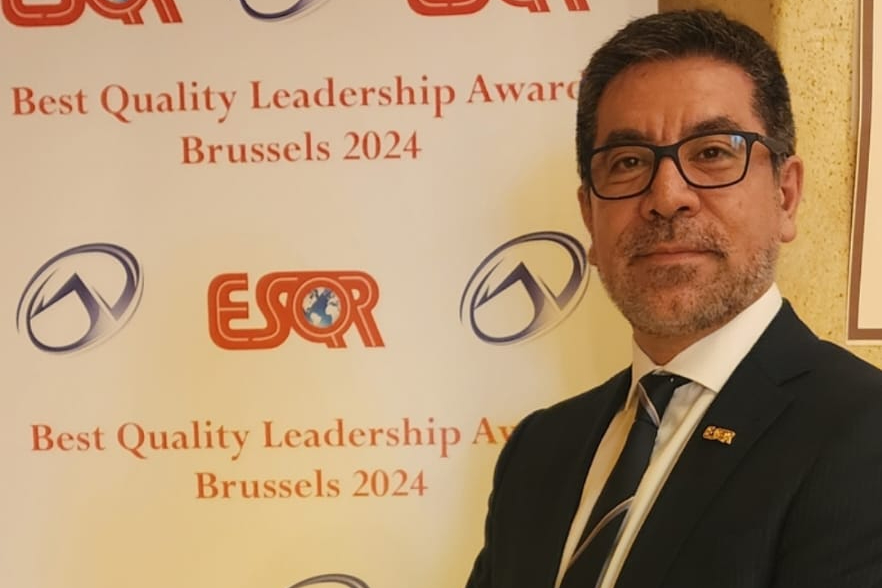 Fundación Dr. Jorge Díaz Cortés recibe importante premio internacional por su aporte a la medicina&nbsp;estética