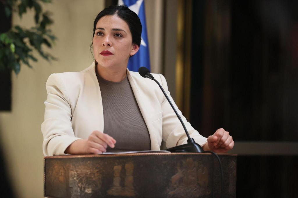 Diputada Karol Cariola renuncia a la presidencia de la Cámara