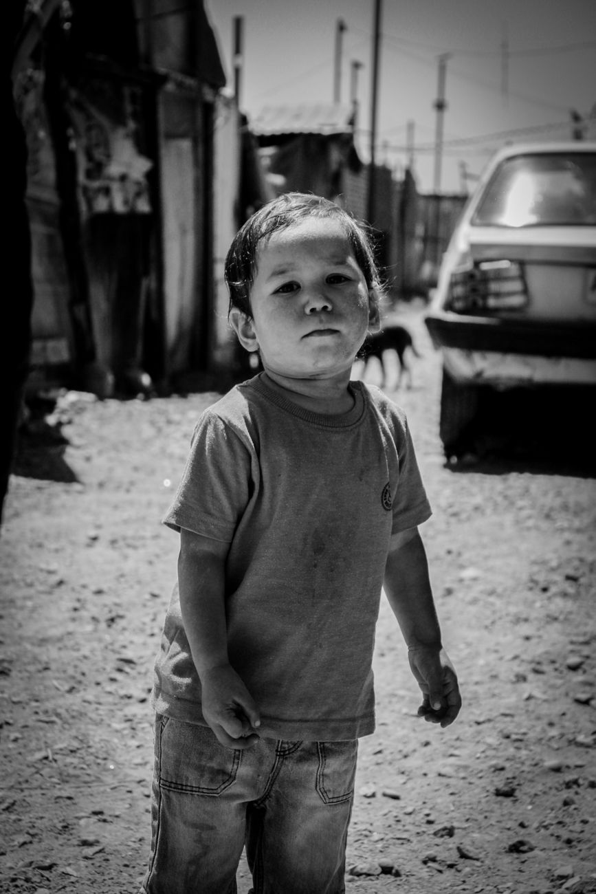 Informe revela que una de cada cuatro niñas y niños de 0 a 5 años vive bajo la línea de la pobreza en Chile